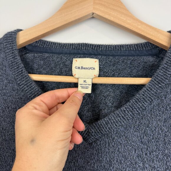 Mens XL GH Bass and Co V-Neck Sweater, Gray/Blue - Picture 3 of 5